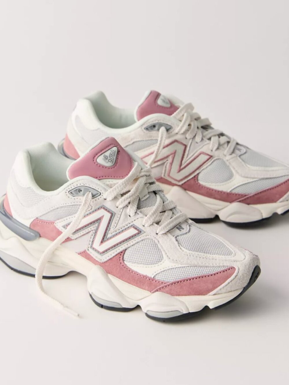 New Balance 9060 Sneakers, Size 8.5 - Picture 7 of 7